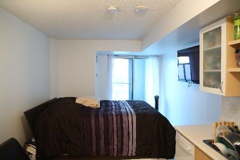 Preview image for 600 Fleet St #209, Toronto