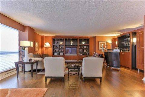 Preview image for 164 Cumberland St #402, Toronto