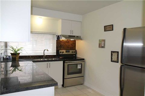 Preview image for 76 Castlebury Cres #2, Toronto