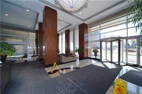 Preview image for 628 Fleet St #706, Toronto