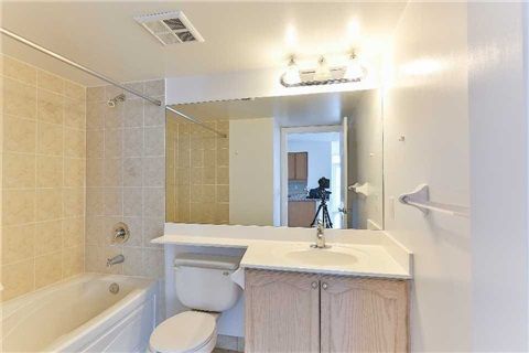 Preview image for 15 Greenview Ave #2105, Toronto