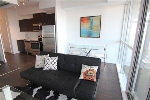 Preview image for 20 Bruyeres Mews #909, Toronto