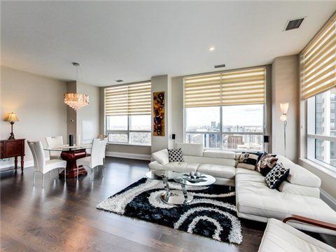 Preview image for 2 Anndale Dr #Ph02, Toronto