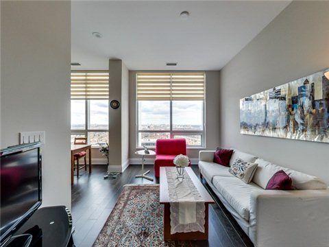 Preview image for 2 Anndale Dr #Ph02, Toronto