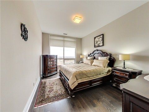 Preview image for 2 Anndale Dr #Ph02, Toronto