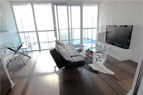 Preview image for 20 Bruyeres Mews #909, Toronto