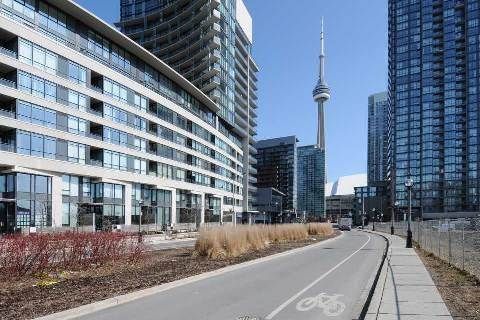 Preview image for 10 Capreol Crt #1012, Toronto