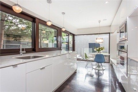 Preview image for 152 Major St, Toronto