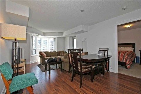 Preview image for 500 Doris Ave #1722, Toronto