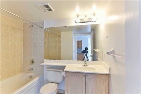 Preview image for 15 Greenview Ave #2105, Toronto