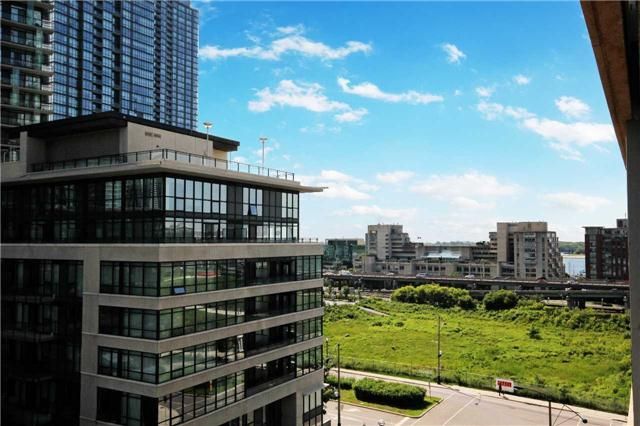 Preview image for 10 Capreol Crt #855, Toronto