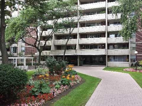 Preview image for 40 Homewood Ave #706, Toronto