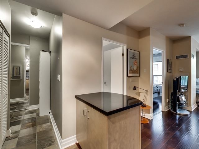 Preview image for 70 Alexander St #211, Toronto