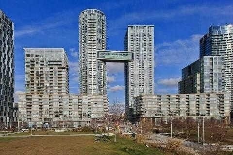 Preview image for 10 Capreol Crt #622, Toronto