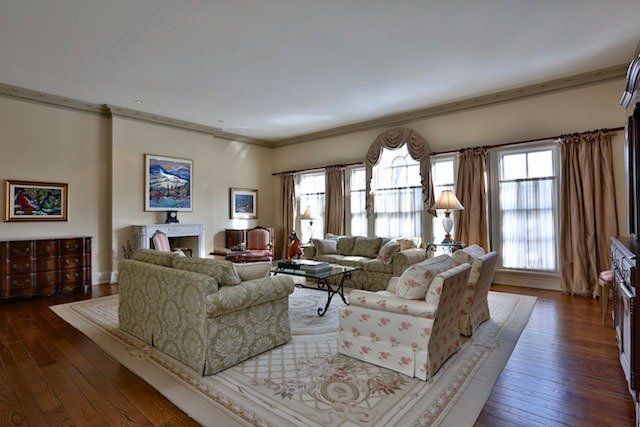 Preview image for 8 Russell Hill Dr, Toronto