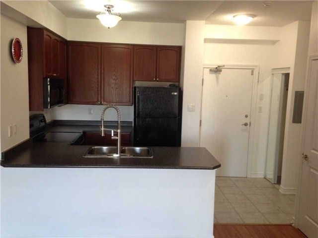 Preview image for 920 Sheppard Ave W #801, Toronto