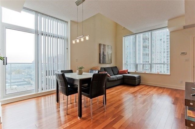 Preview image for 1 Avondale Ave #708, Toronto