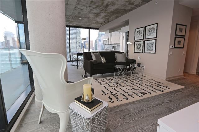 Preview image for 11 Charlotte St #1906, Toronto