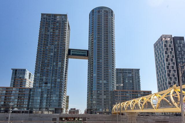 Preview image for 21 Iceboat Terr #328, Toronto