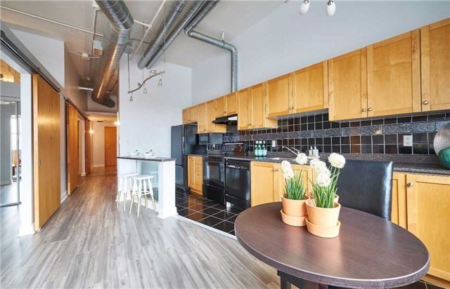 Preview image for 700 King St #708, Toronto