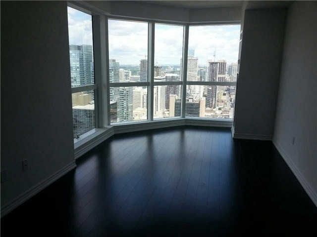 Preview image for 386 Yonge St #4616, Toronto