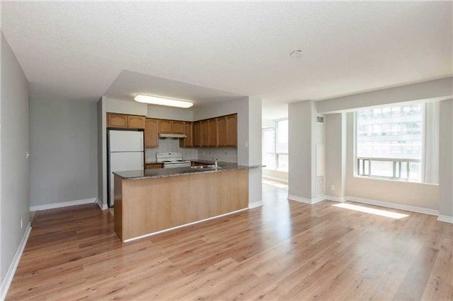 Preview image for 18 Spring Garden Ave #610, Toronto