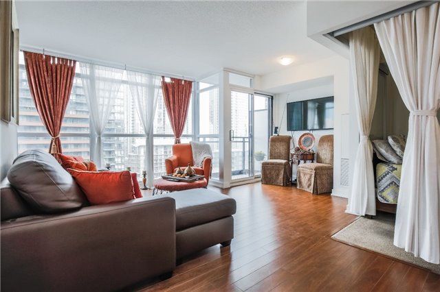 Preview image for 8 Telegram Mews #1007, Toronto