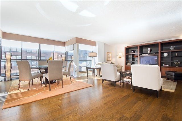 Preview image for 164 Cumberland St #402, Toronto