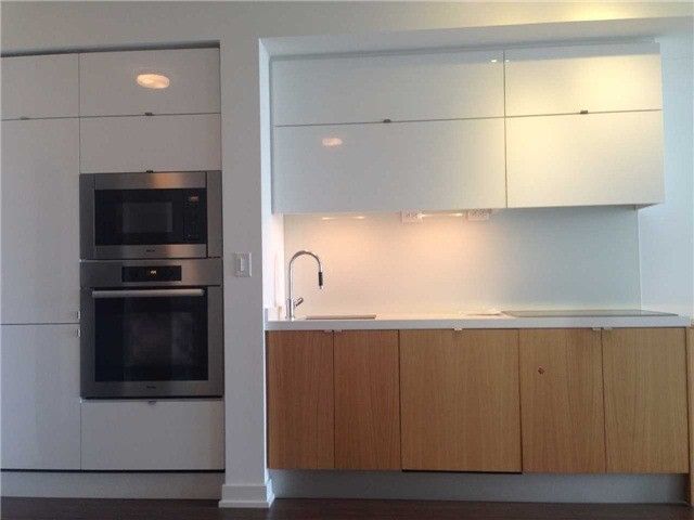 Preview image for 21 Iceboat Terr #3810, Toronto