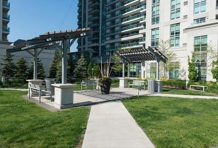 Preview image for 17 Anndale Dr #1910, Toronto