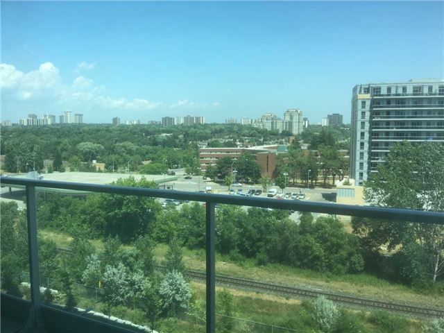 Preview image for 33 Singer Crt #711, Toronto