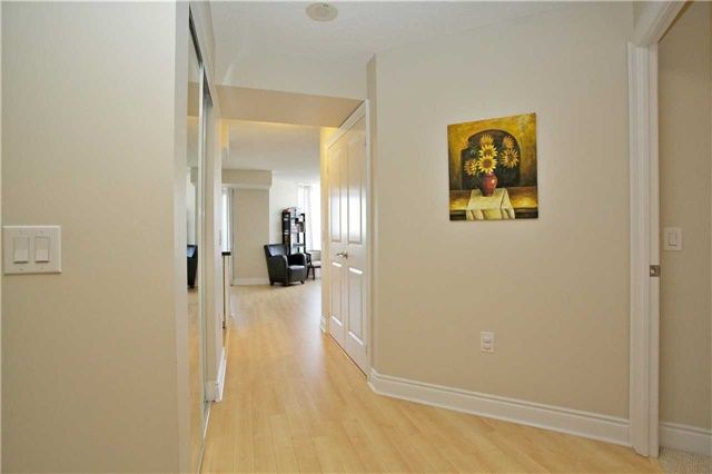 Preview image for 500 Doris Ave #1829, Toronto