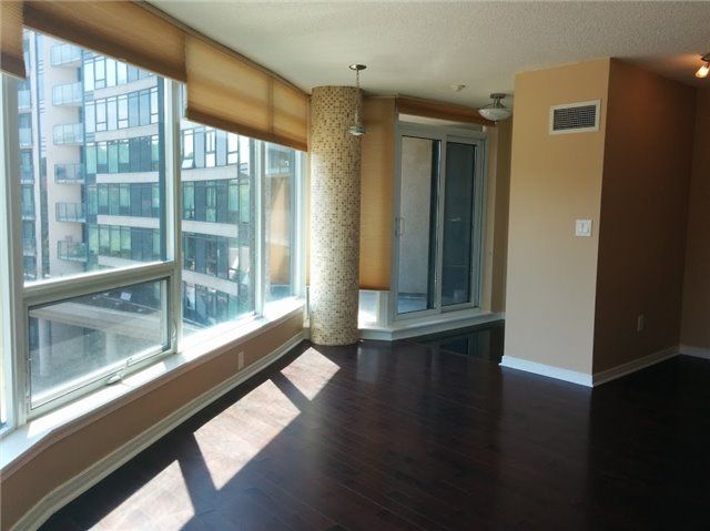 Preview image for 18 Valley Woods Rd #803, Toronto