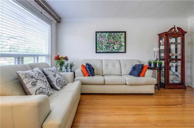 Preview image for 53 Cobden St, Toronto
