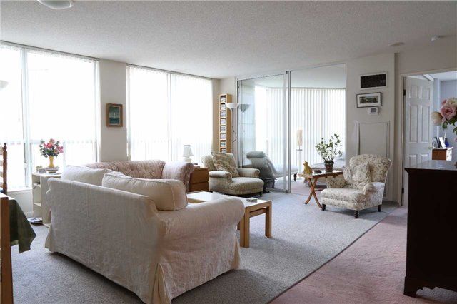 Preview image for 24 Wellesley St W #511, Toronto