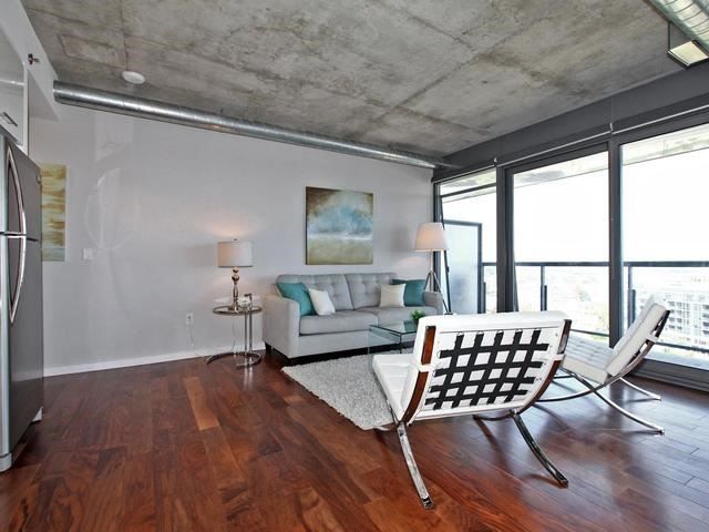 Preview image for 32 Trolley Cres #1206, Toronto