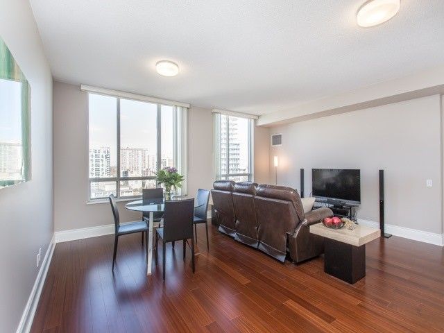 Preview image for 123 Eglinton Ave E #1514, Toronto