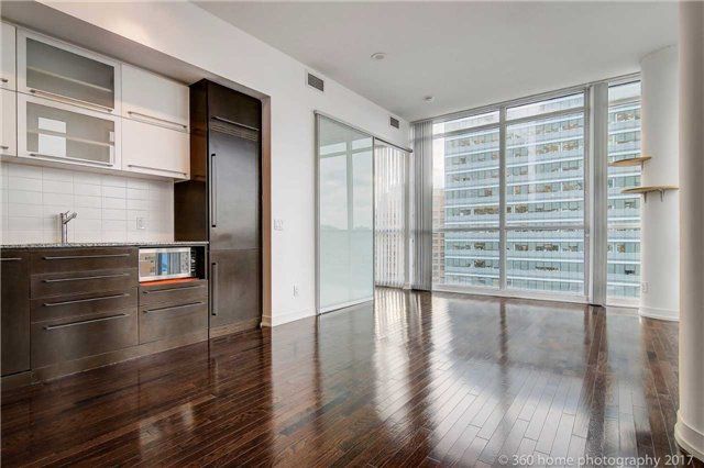 Preview image for 770 Bay St #1212, Toronto