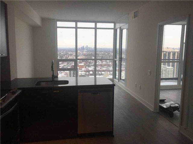 Preview image for 30 Roehampton Ave #2606, Toronto
