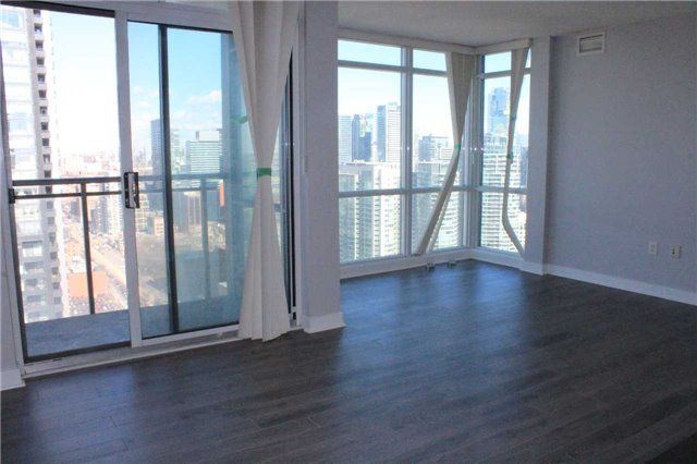 Preview image for 15 Fort York Blvd #3906, Toronto