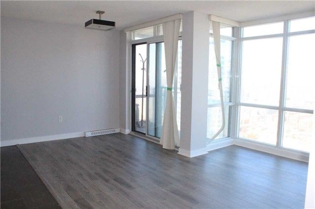 Preview image for 15 Fort York Blvd #3906, Toronto