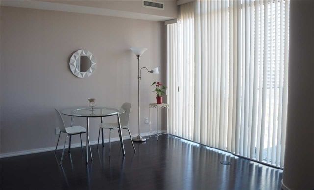Preview image for 75 St Nicholas St #1609, Toronto