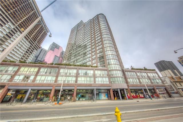 Preview image for 24 Wellesley St W #2703, Toronto