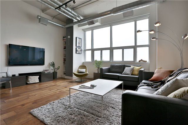 Preview image for 700 King St W #Lph01, Toronto