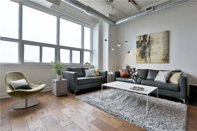 Preview image for 700 King St W #Lph01, Toronto