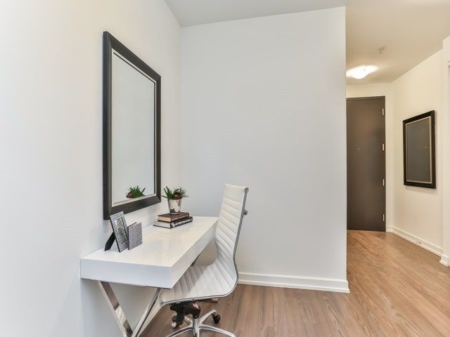 Preview image for 377 Madison Ave #104, Toronto