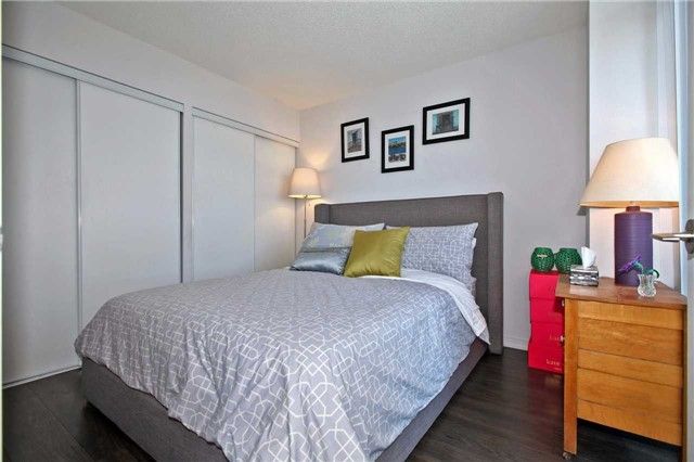 Preview image for 36 Lisgar St #2122E, Toronto