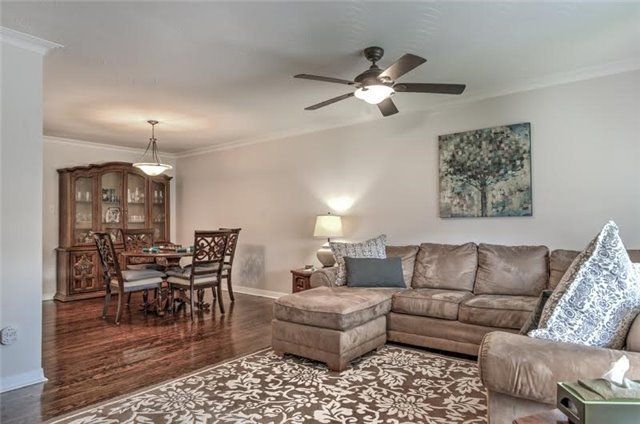 Preview image for 33 Yatesbury Rd, Toronto