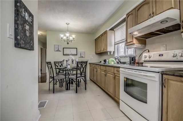 Preview image for 53 Cobden St, Toronto