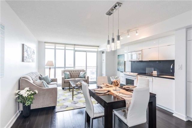 Preview image for 21 Iceboat Terr #1707, Toronto